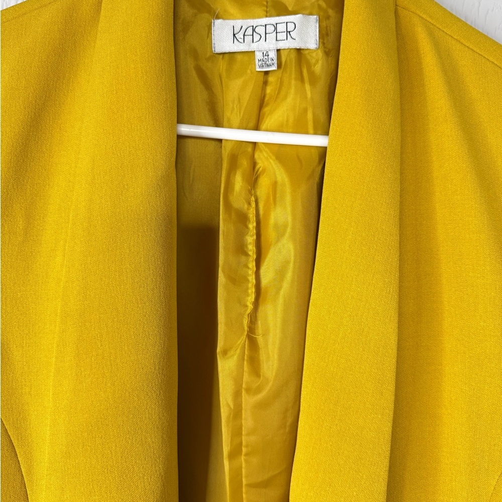 Kasper Women's Yellow Open Front Blazer - Picture 3 of 7
